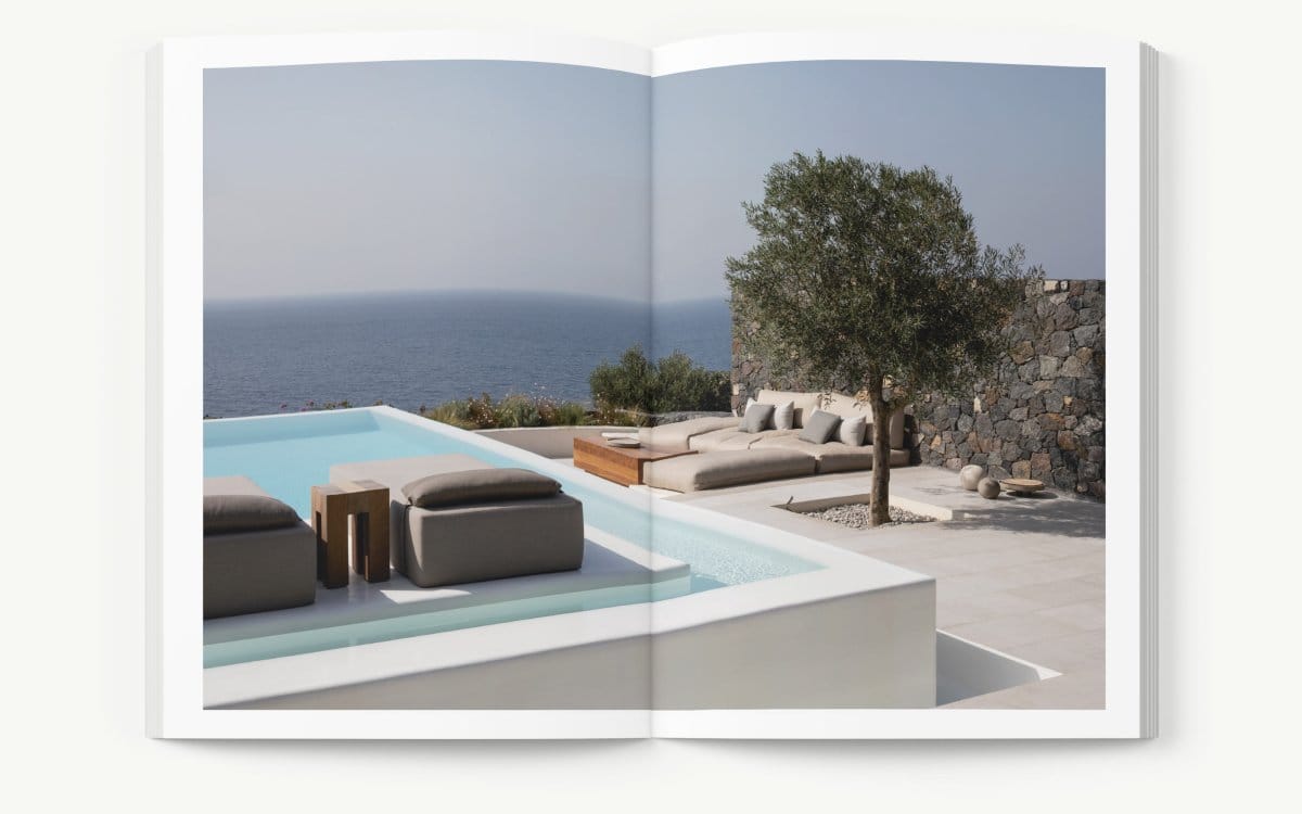 CanavesOiaEpitome3_Greece_Inside_TravelColours