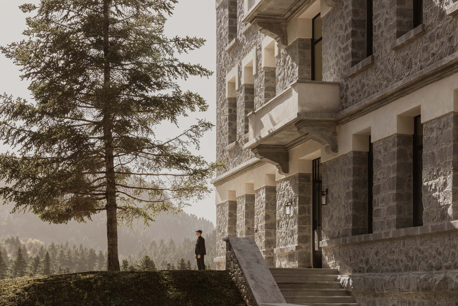 K-Studio&Monogon_Manna_019_AnaSantl_Web