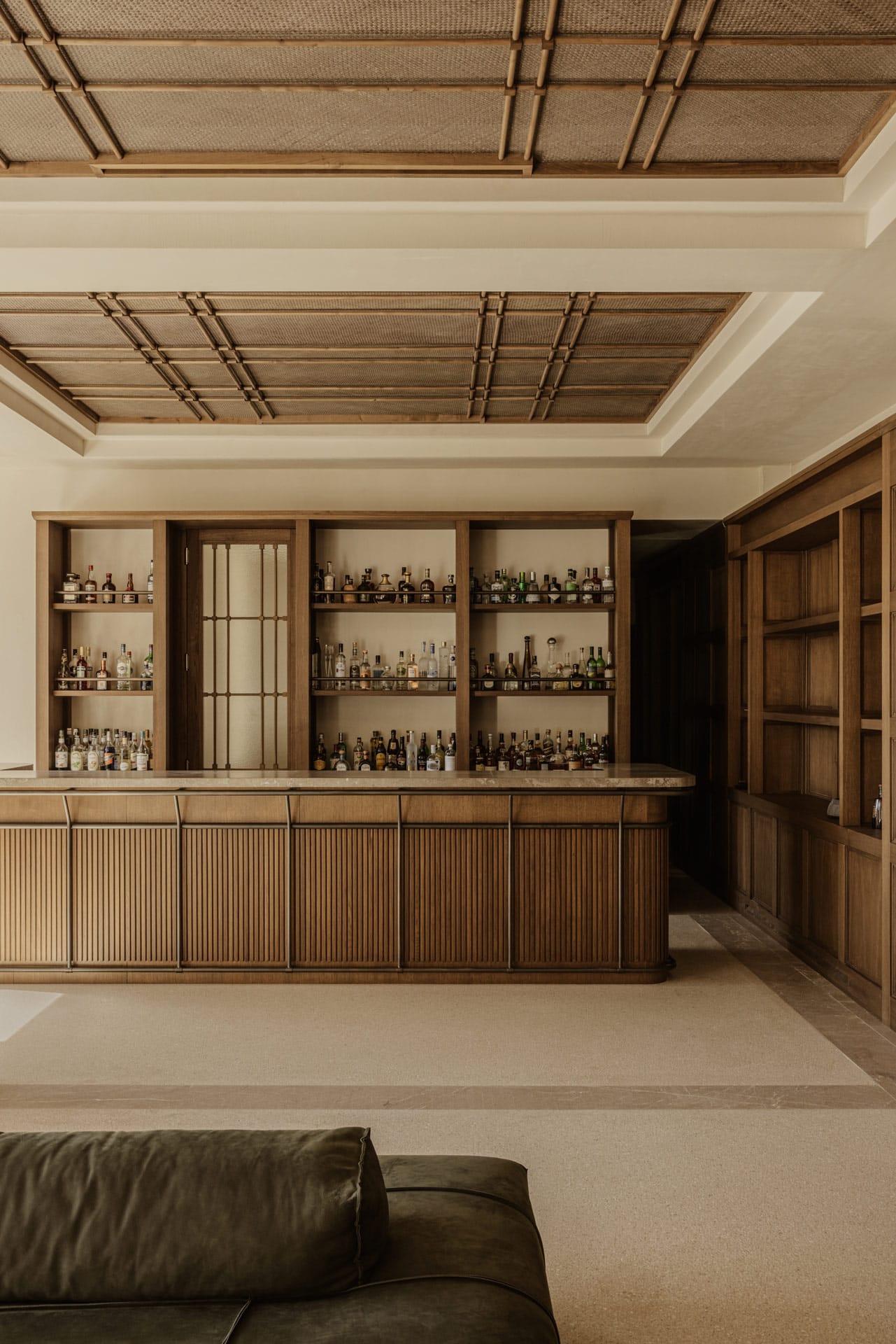 K-Studio&Monogon_Manna_039_AnaSantl_Web