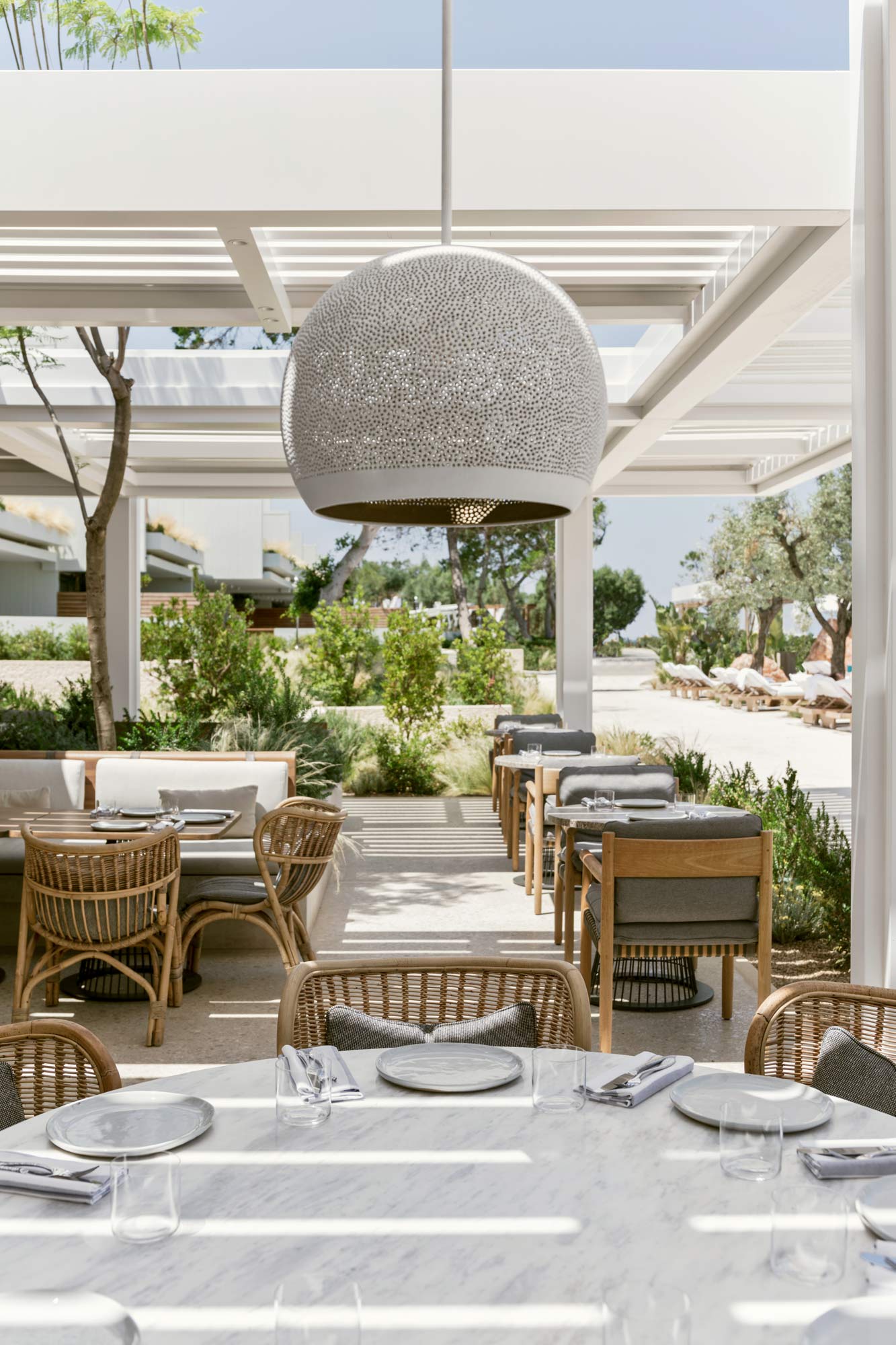 K-Studio_Helios_12_YiorgosKordakis